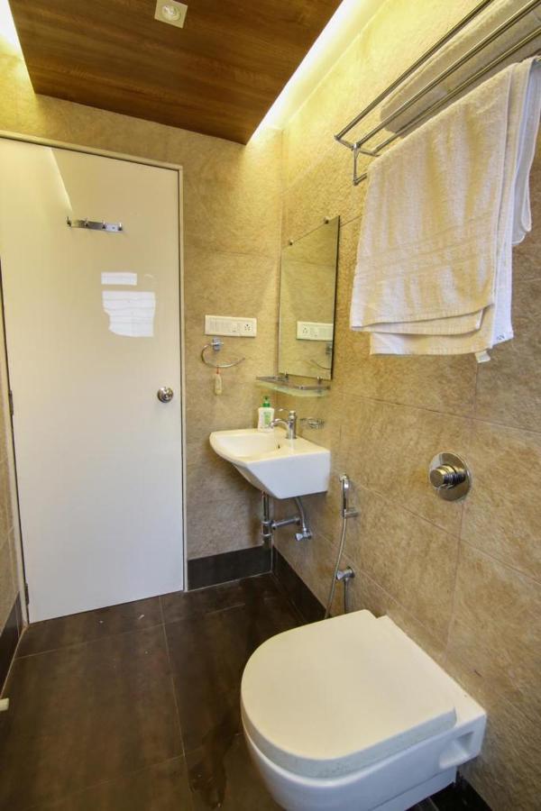 Titan Villa พันช์กานี ภายนอก รูปภาพ
